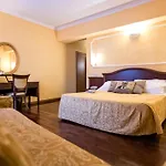 グランド イタリア ホテル 4*