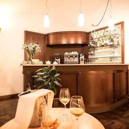 Hotel Grand Italia 4*