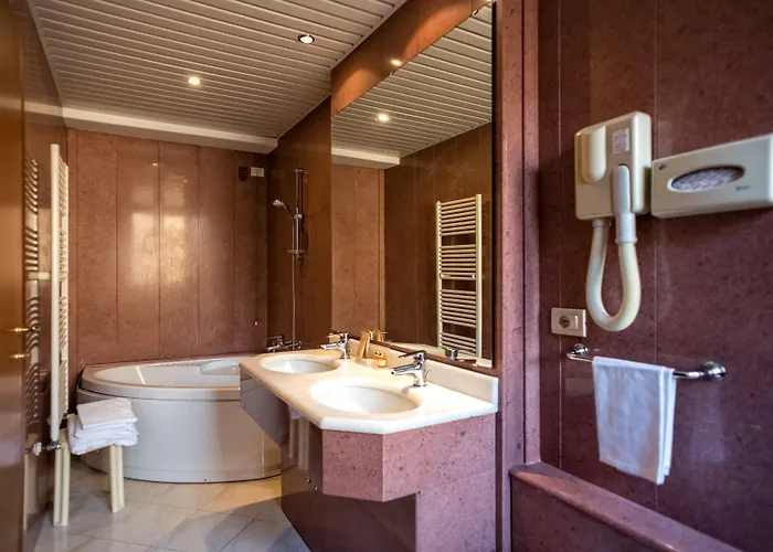 Grand Italia Hotel 4*